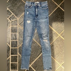 Denim Forum Lola High-rise Skinny jeans in light blue wash size 26